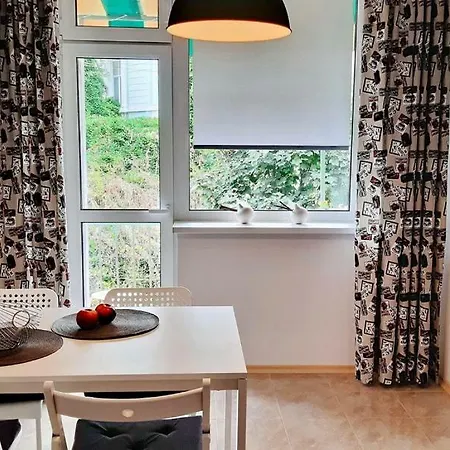 500 Steps To The Apartament *